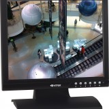 Monitor VGA profesional LCD de 15” y Looping BNC